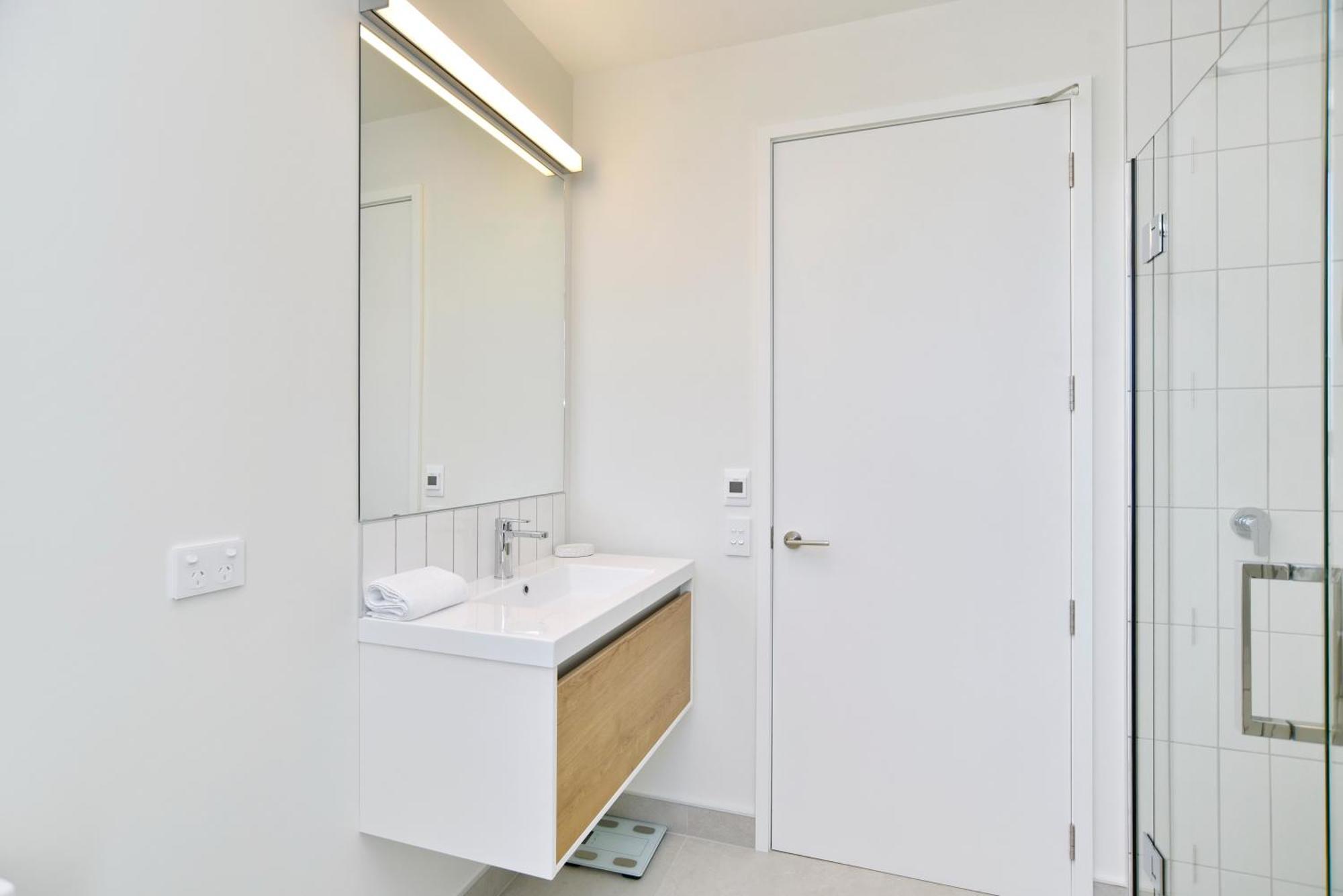 Hereford St Apartment - Christchurch Holiday Homes Exteriör bild